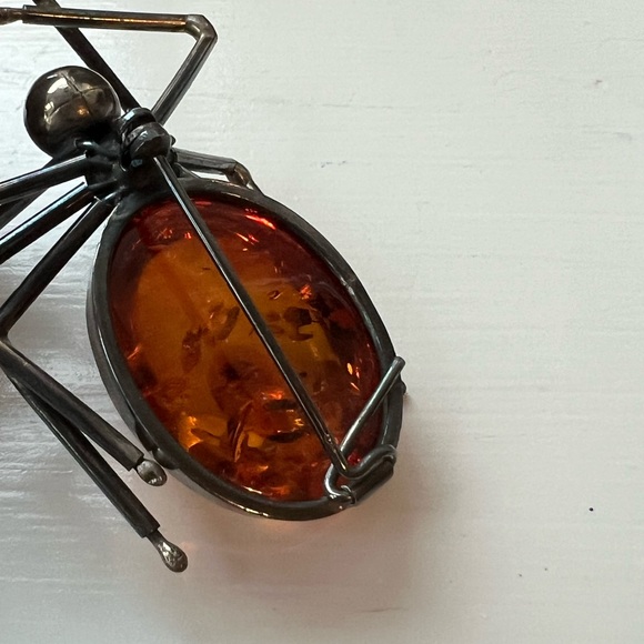AUTHENTIC AMBER BROOCHE - Picture 4 of 7